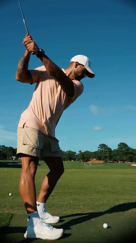 Instagram post by @iamchrisharris for Reebok. Caption reads: [...] 💅🏽 Teeing off the return of @reebok Golf....