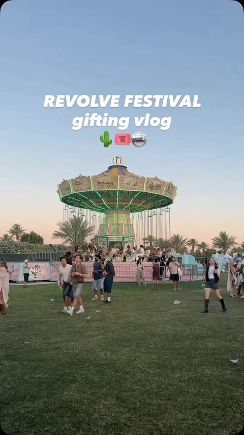 Instagram post by @emma__jordyn for QUAY. Caption reads: [...] @revolve @kulanikinis @supergirl....