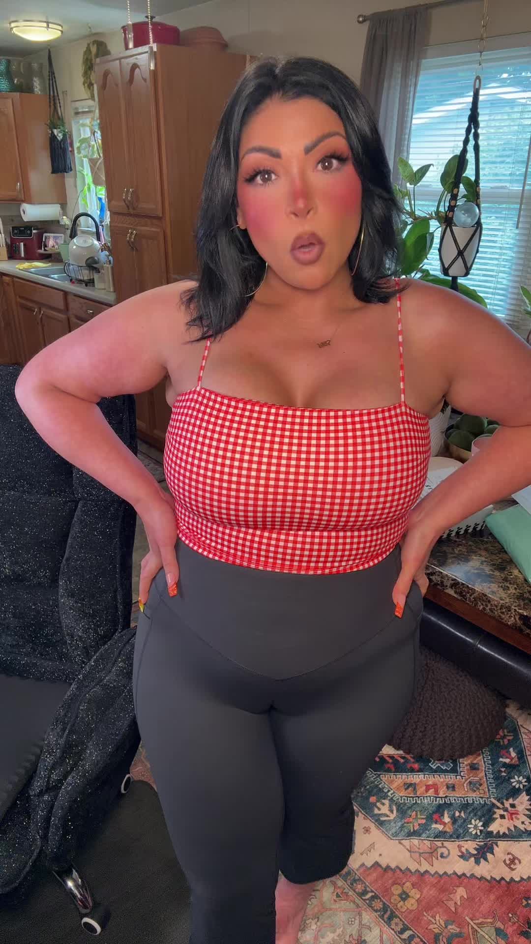 TikTok post by @lushoctober for Alexander Jane. Caption reads: @Alexander Jane #dealsforyoudays.