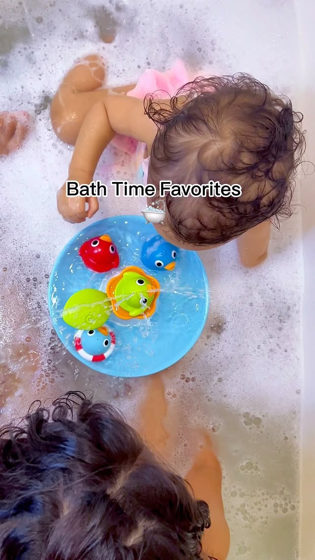 Instagram post by @social.lenaa for Yookidoo. Caption reads: [...] again! Don’t miss out! Grab your....