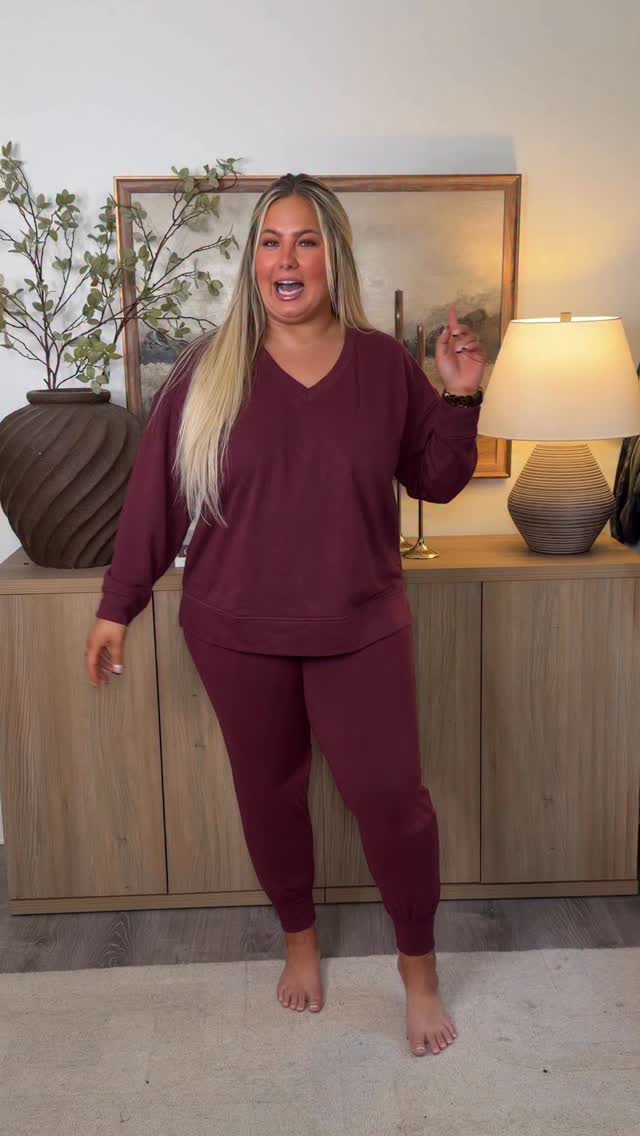 Instagram post by @giannabieros for Lane Bryant. Caption reads: LIVI activewear from @lanebryant....