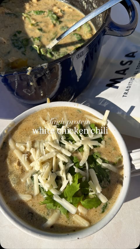 Instagram post by @mersgoodeats for Pacific Foods. Caption reads: white chicken chili 

This is one of my favorite....