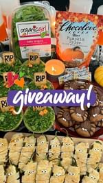 Instagram post by @walleats for organicgirl. Caption reads: 🎉 GIVEAWAY ALERT! 🎉 
trick or treat? why not....
