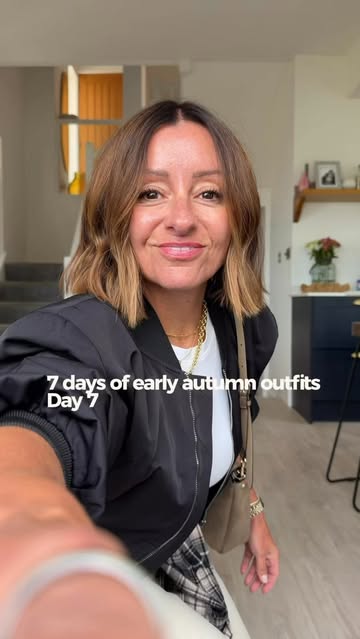 Instagram post by @missionstyle_ for Metapic. Caption reads: Day 7 is one for the casual days. The school runs,....