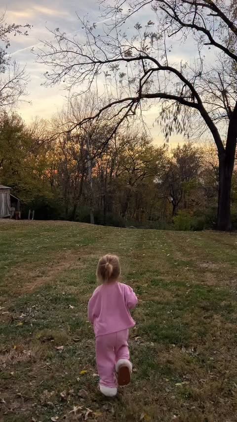 Instagram post by @maceyboyd_ for Avocado Green Mattress. Caption reads: SO glad I trusted my mama gut and transitioned our....