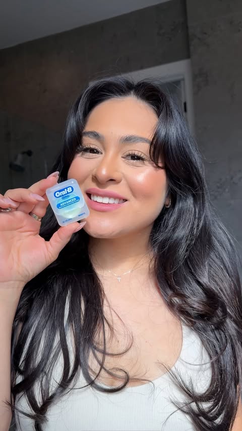 Instagram post by @makeupbypita for Oral-B. Caption reads: #OralBPartner #ad Had to restock on my fav six....