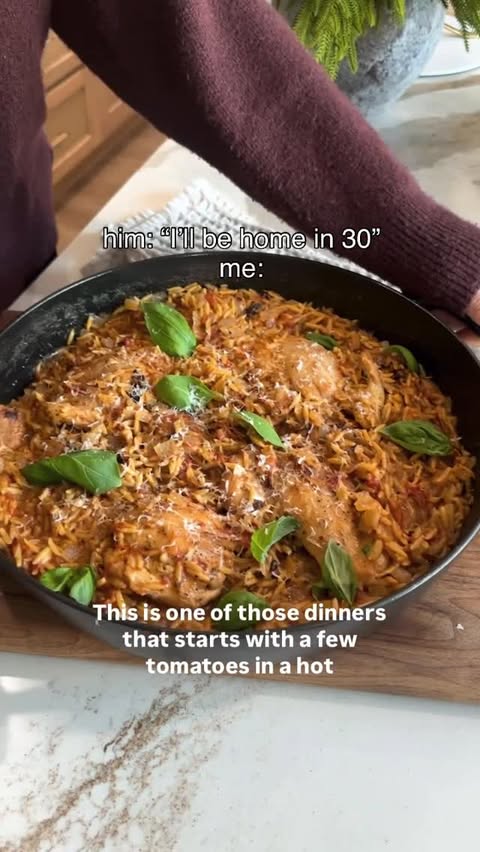 Instagram post by @lovelydelites for 4th & Heart. Caption reads: ONE SKILLET 30 MINUTE CHICKEN AND ORZO....