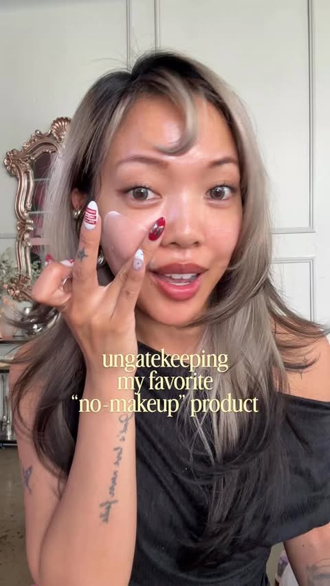 Instagram post by @thenavarose for Erborian. Caption reads: [...] my skincare secret 💫 this is @erborian_usa....
