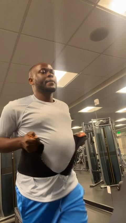 Instagram post by @daddyclivert for Huel. Caption reads: [...] give up on my 6 packs dreams Thank you @huel....