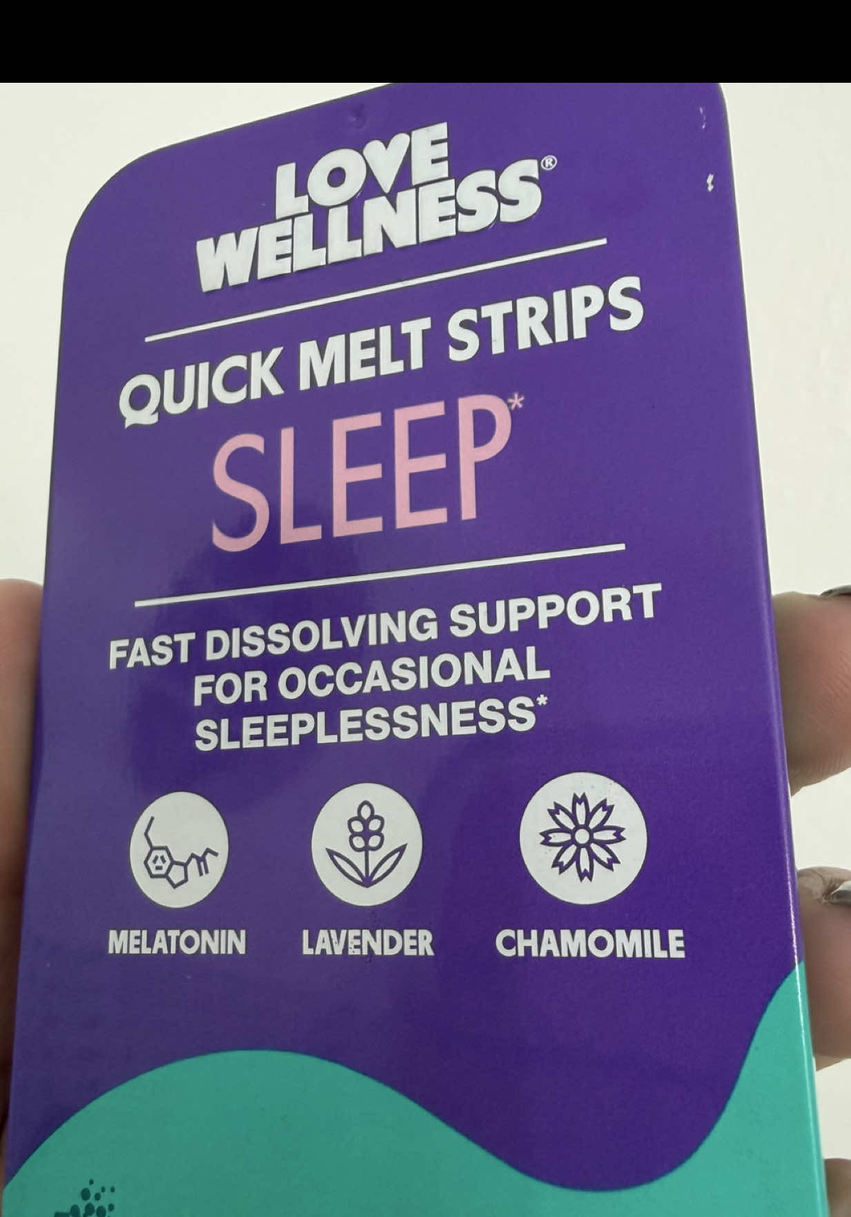 TikTok post by @eternalstea for Love Wellness. Caption reads: [...] para dormir Thank you to the best....