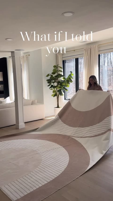 Instagram post by an influencer for Rugsway. Caption reads: [...] Loving my neutral rugs from....