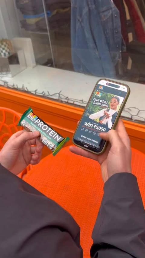 Instagram post by @ciancharlton for KIND Snacks. Caption reads: [...] prizes couldn’t be much easier with....