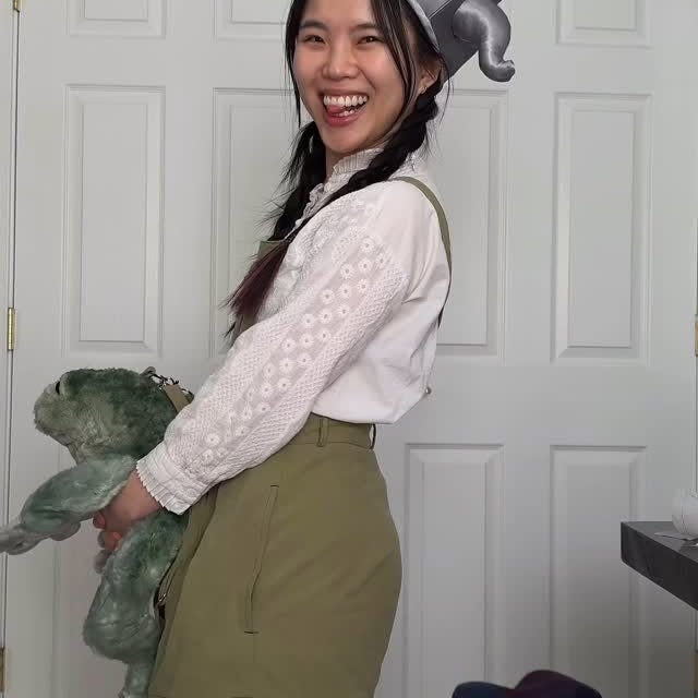 Instagram post by @bbreath.designs for Clarks Originals. Caption reads: We love pockets in our regular clothes, but omg....