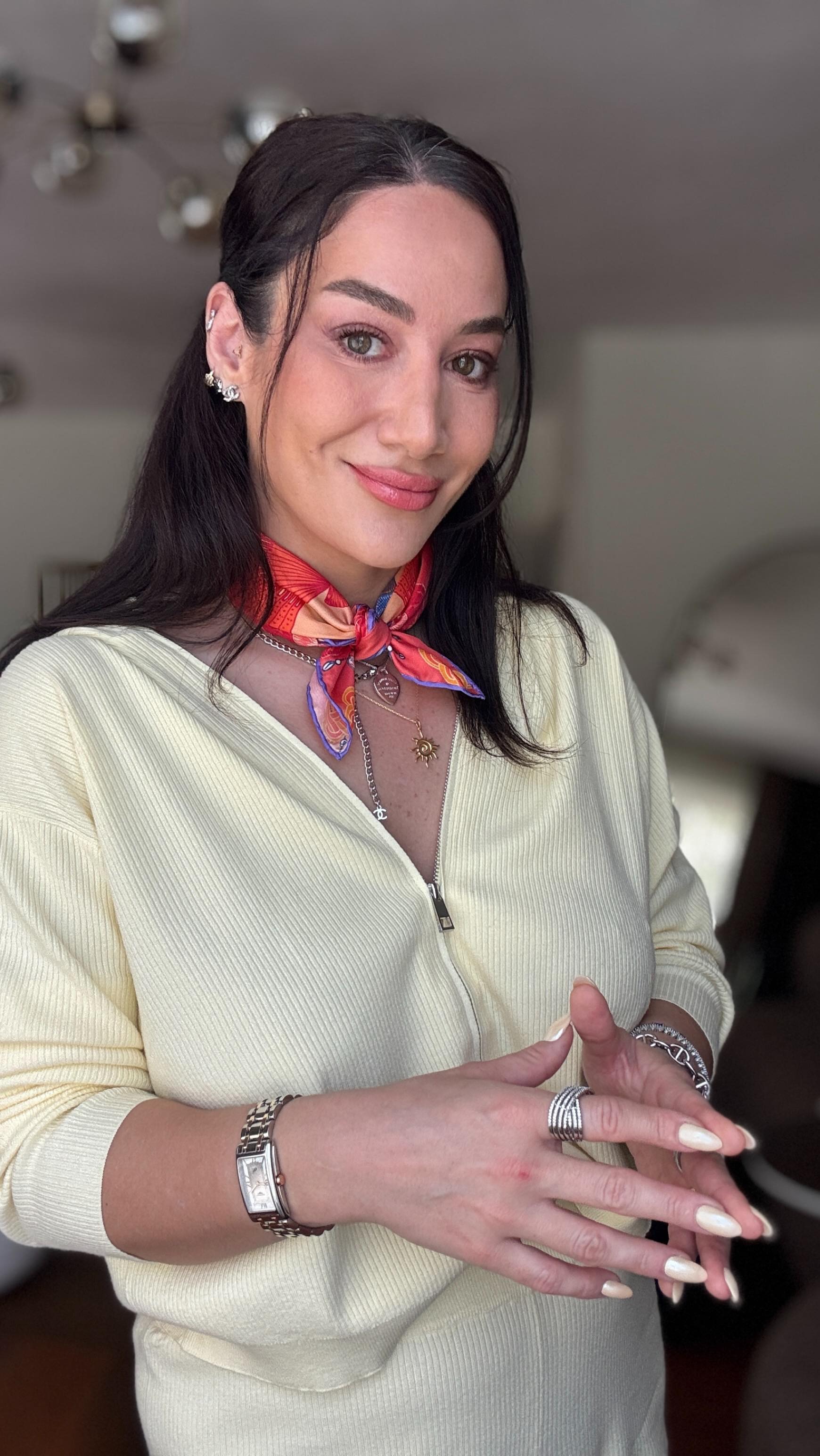 Instagram post by @duygu.nazdemir for Longines. Caption reads: Akrep Dolunayı etkileri başladı!
Bu güçlü....