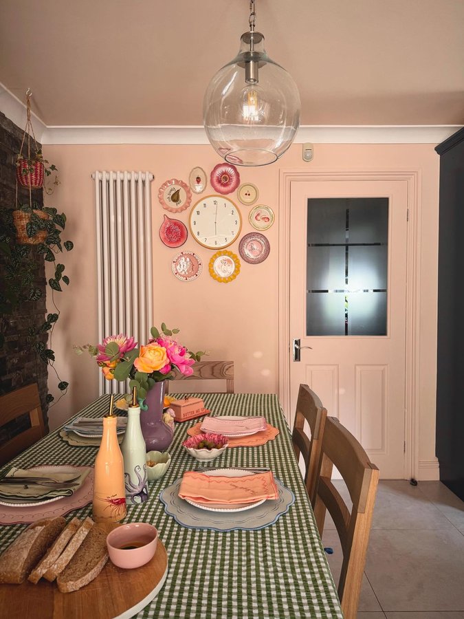 Instagram post by @tamzinmcgillen for Yvonne Ellen. Caption reads: 🌸Ad Lets set the table with @yvonneellen 

I’m....