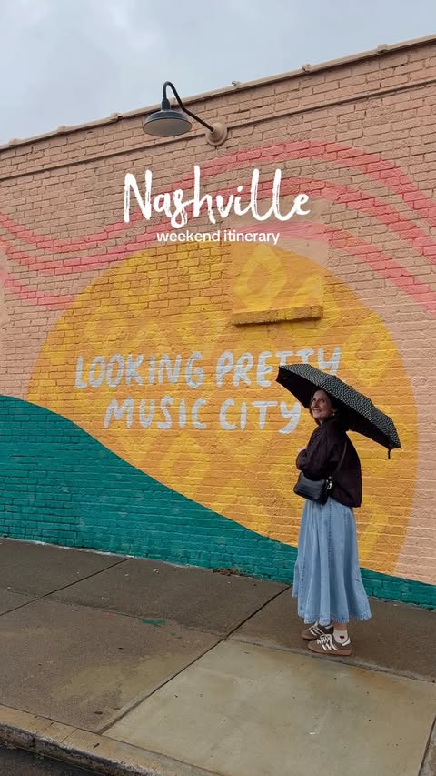 Instagram post by @sdamiani for Expedia. Caption reads: I just had the most perfect weekend in Nashville,....