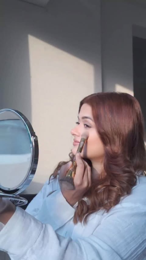 Instagram post by @simra.khan__ for Nature’s Essence. Caption reads: [...] the product link! #ad #amazonbeauty....