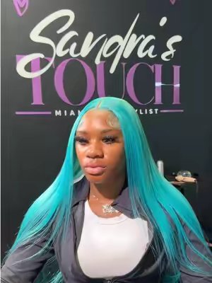 TikTok post by @prettygirlsandraaa for Hotstarhair.com. Caption reads: love this install @Hot Star Hair....