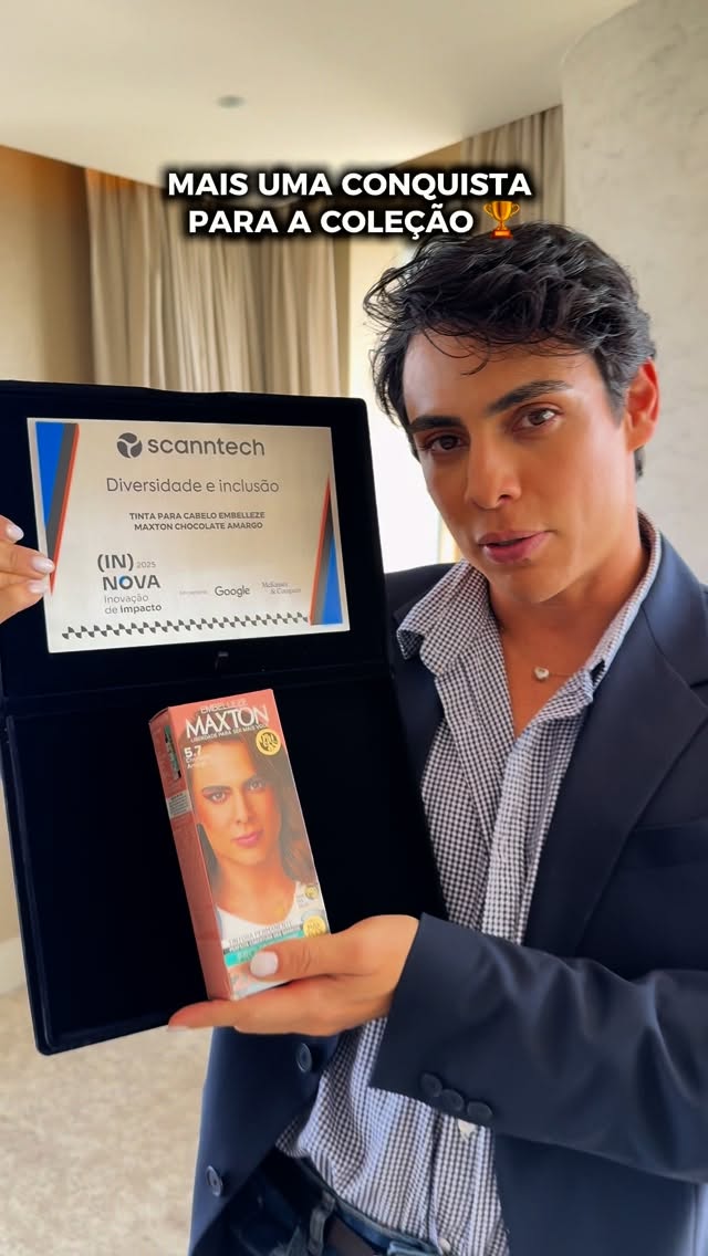 Instagram post by @theodoro for Embelleze. Caption reads: Pq ela agora é premiada!! 🏆 Foi o Prêmio (in)nova....