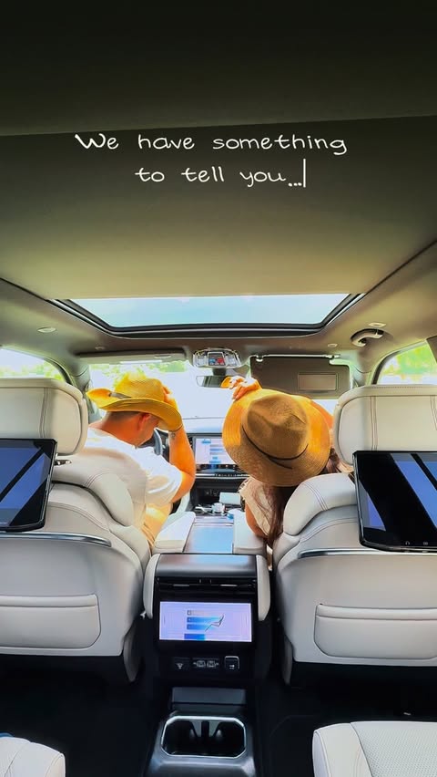 Instagram post by @valenpatruno for Jeep. Caption reads: [...] and 3rd row seating in the Jeep Wagoneer....
