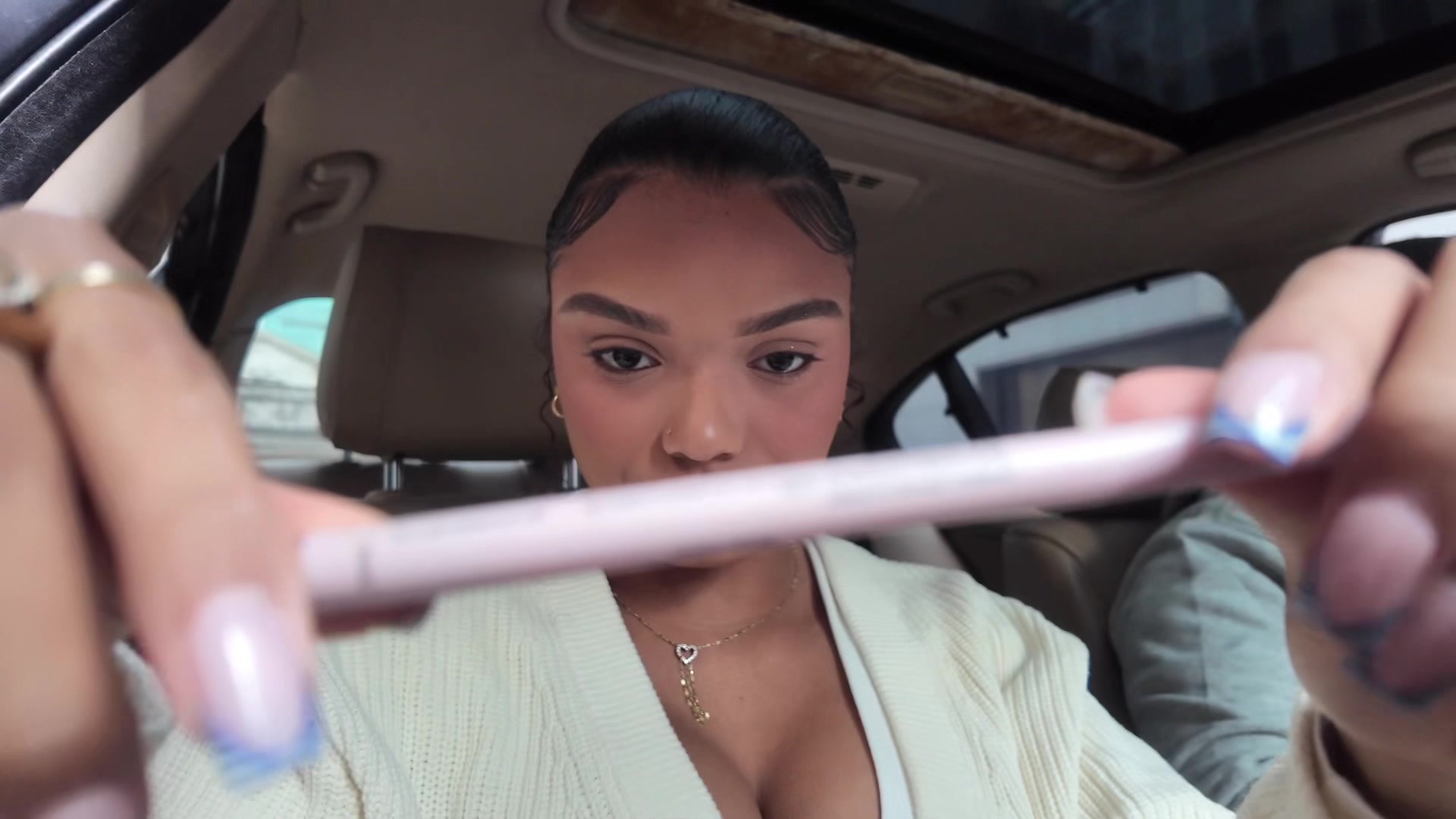 TikTok post by @xoxo.mell for Dominique Cosmetics. Caption reads: @Dominique Cosmetics 🩷 quick lip combo ! [...].