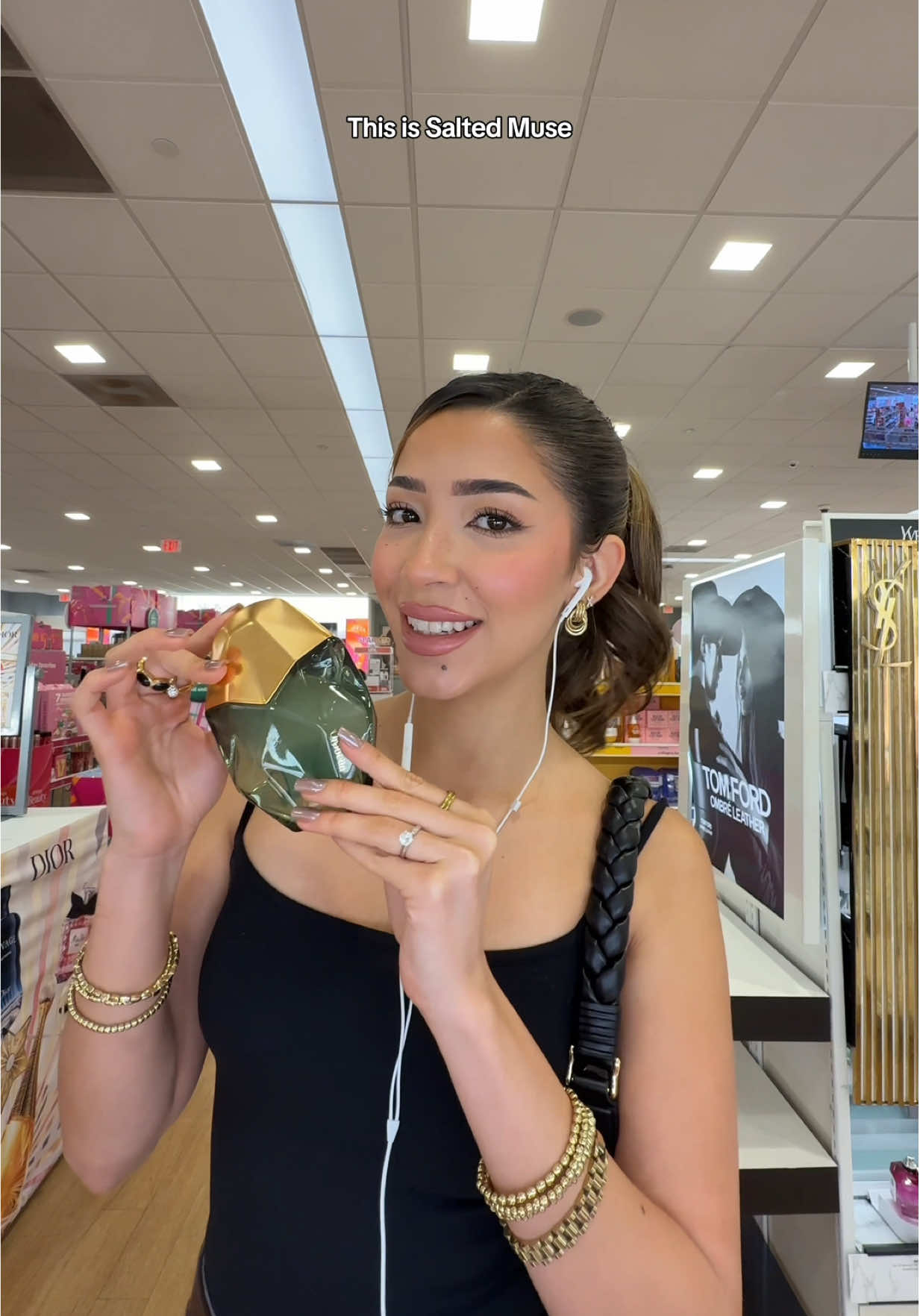 TikTok post by @ximenamirandafl for Orebella. Caption reads: Ven a Ulta Beauty conmigo, para comprar un perfume....