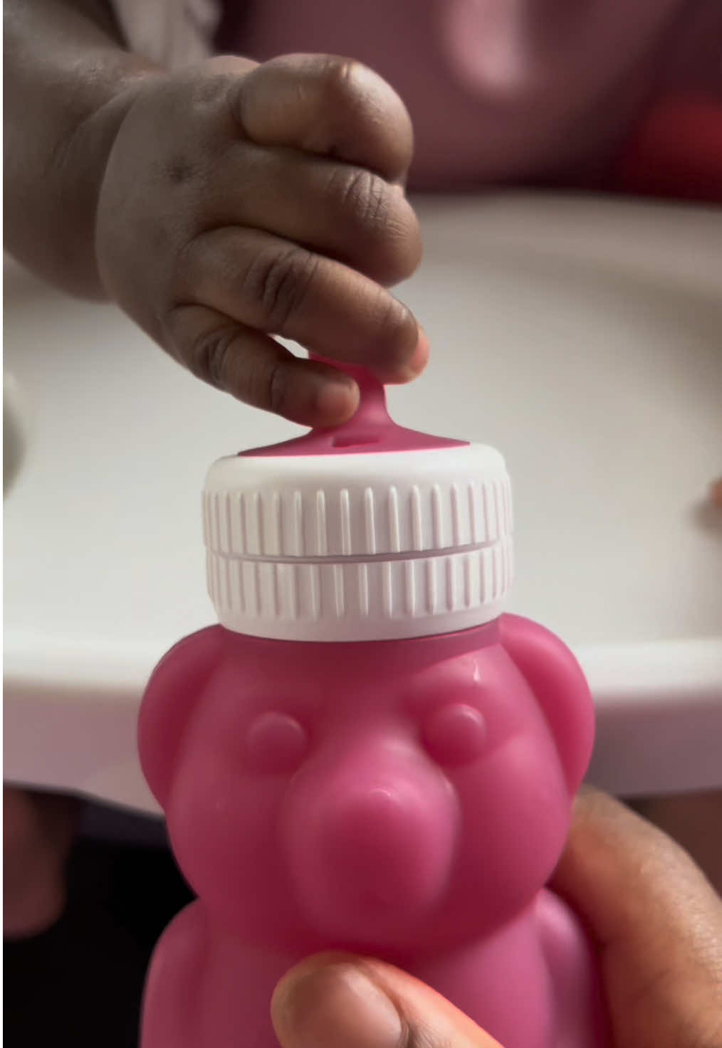 TikTok post by @simplyy_dia for Legendairy Milk. Caption reads: [...] helps another mama. Straw cup from....