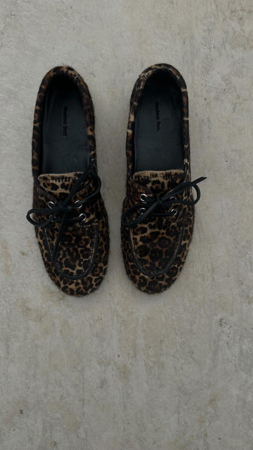 Instagram post by @maimy_pea for Soeur. Caption reads: Graphic tee’s & sweats are here to stay, styling....