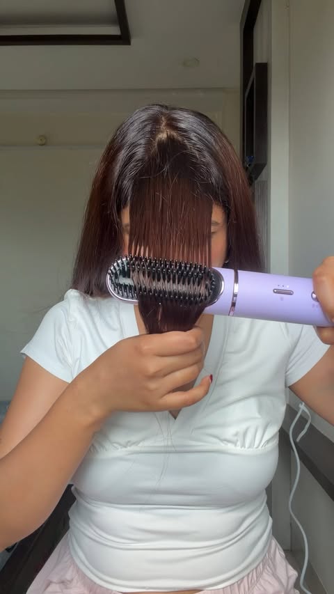 Instagram post by @itsdevisree for Bombae by Bombay Shaving Company. Caption reads: Comment for link💕 . . . #hair #hairtransformation....