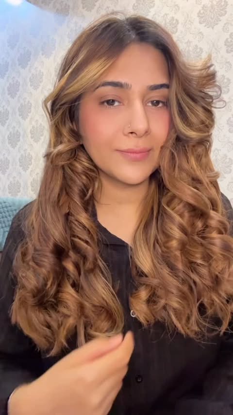 Instagram post by @vibez_with_anam for Noon. Caption reads: Hair Goals 🤍
.
.
.

.
.
.
ستمتعي بإطلالتك؛ noon....