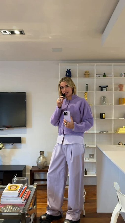 Instagram post by @torivanbreugel for OnePlus. Caption reads: It’s now going to be a daily ritual to match my....