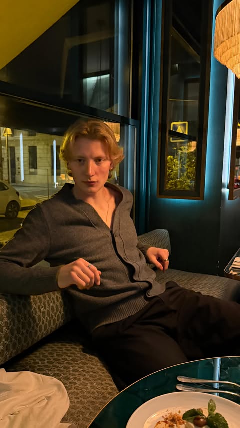 Instagram post by @seb_hed for Jimmy Fairly. Caption reads: I can’t wait to ski. Val-D’Isère here I come....