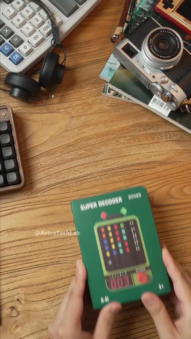 Instagram post by @retrotechlab for GiiKER. Caption reads: A toy that feels like code-breaking — simple at....