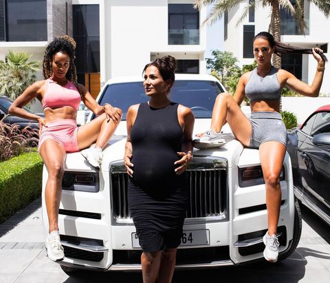 Instagram post by @kellymariemackinnon for Gym Clothing Co.. Caption reads: [...] and @ladyroc_ wearing @gymclothingcompany....