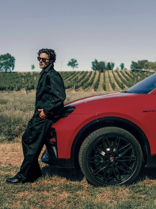 Instagram post by @vittoriomenozzi for Porsche. Caption reads: Shall we e-scape together? @porsche_italia....