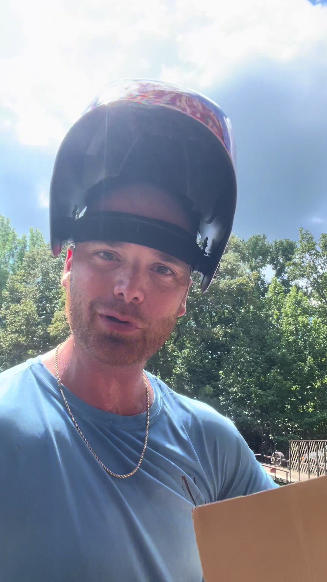 TikTok post by @oxfordmsupsguy for YesWelder® Official. Caption reads: This YesWelder ARC-125 stick welder is legit. 110....
