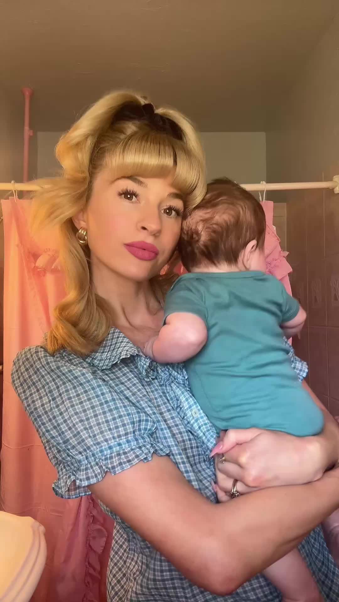 TikTok post by @hannahdahlross for Lilac St. Caption reads: [...] routine, but not my favorite lashes 🎀....