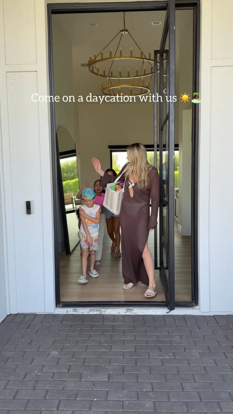 Instagram post by @alyssafluellen for ResortPass. Caption reads: The best little daycation with @resortpass use....