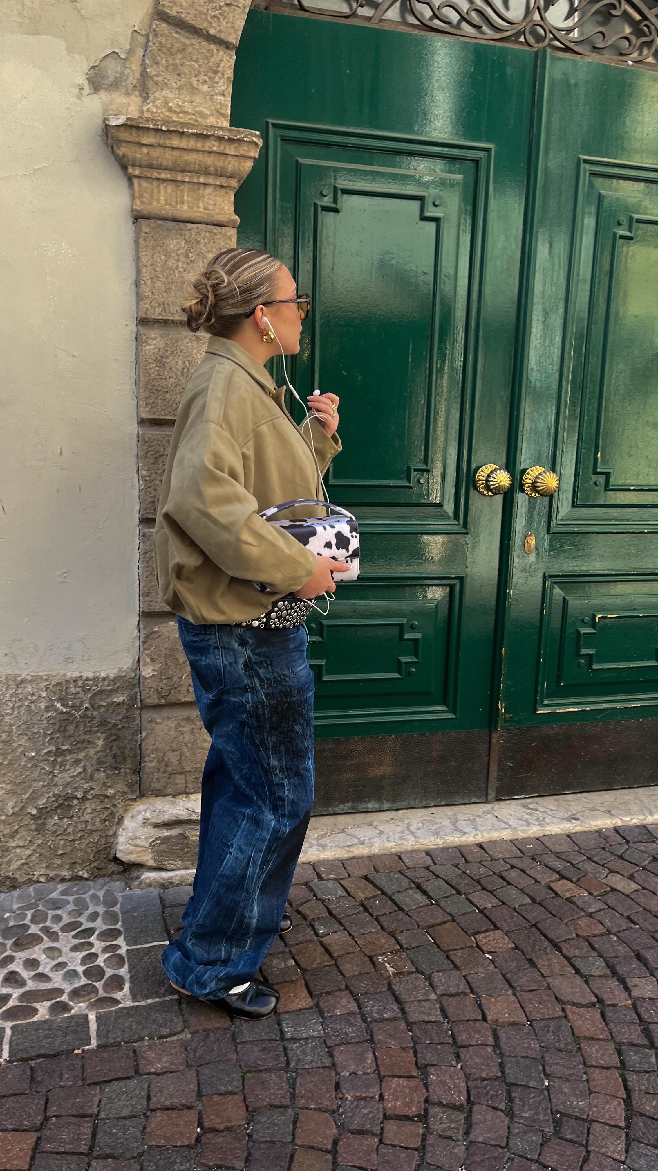 Instagram post by @alicegrsi for Cold Culture. Caption reads: [...] dal scoppiare a ridere @coldculture sempre....