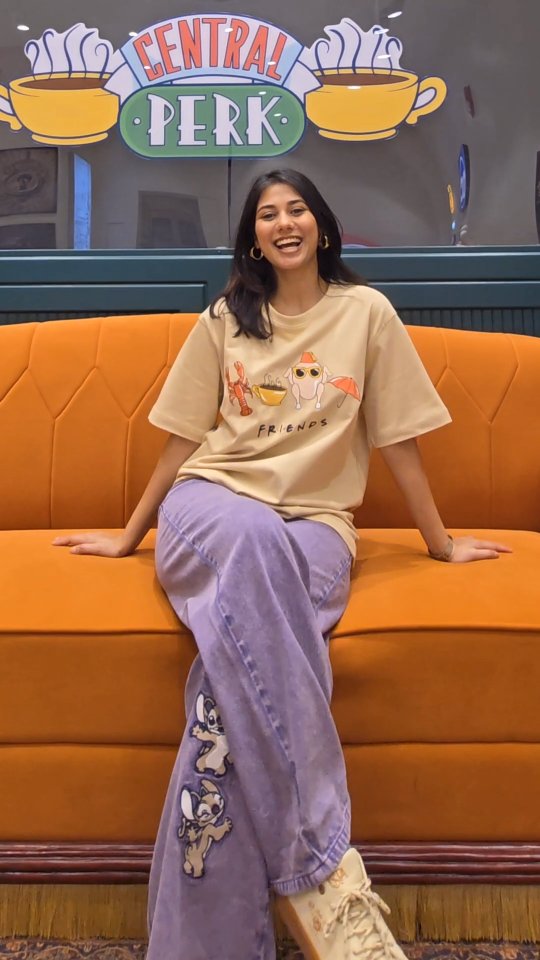 Instagram post by @zessica_harison for The Souled Store. Caption reads: Strolling through @thesouledstore like it's my....