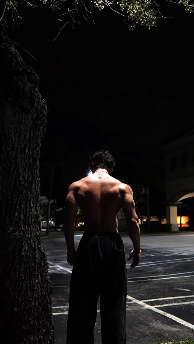 Instagram post by @rackze._ for Huge Supplements. Caption reads: @hugesupplements 35% OFF Wrecked Preworkout code....