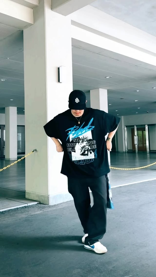 Instagram post by @rotoberu for LIBERE. Caption reads: #libererebel new tee is coming soon✌️ available....