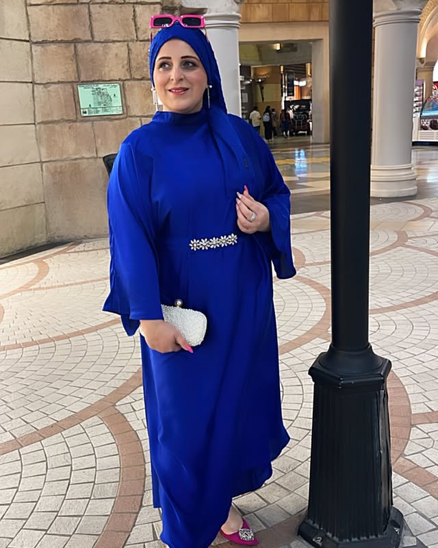 Instagram post by @modest_fashionista_uae for Max Fashion MENA. Caption reads: [...] are on the way 🌟 Wearing @maxfashionmena....