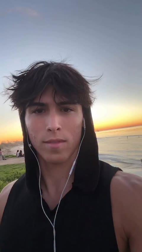 Instagram post by @jesse_wilson7 for Huge Supplements. Caption reads: [...] that I will be partnering with....