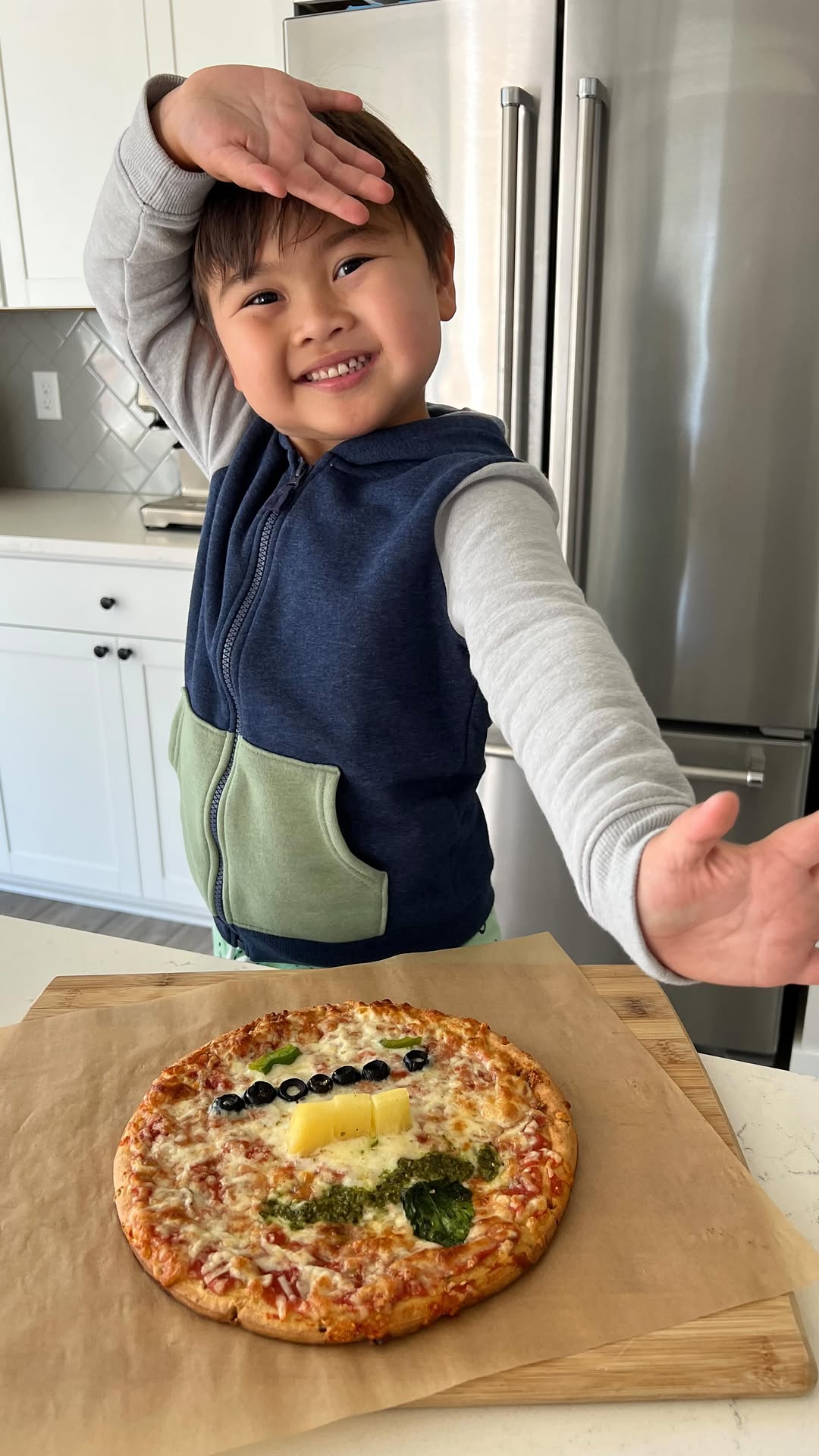 Instagram post by @greyandmama for Banza. Caption reads: It's a dinosaur, it's an alien, it's a dino alien....