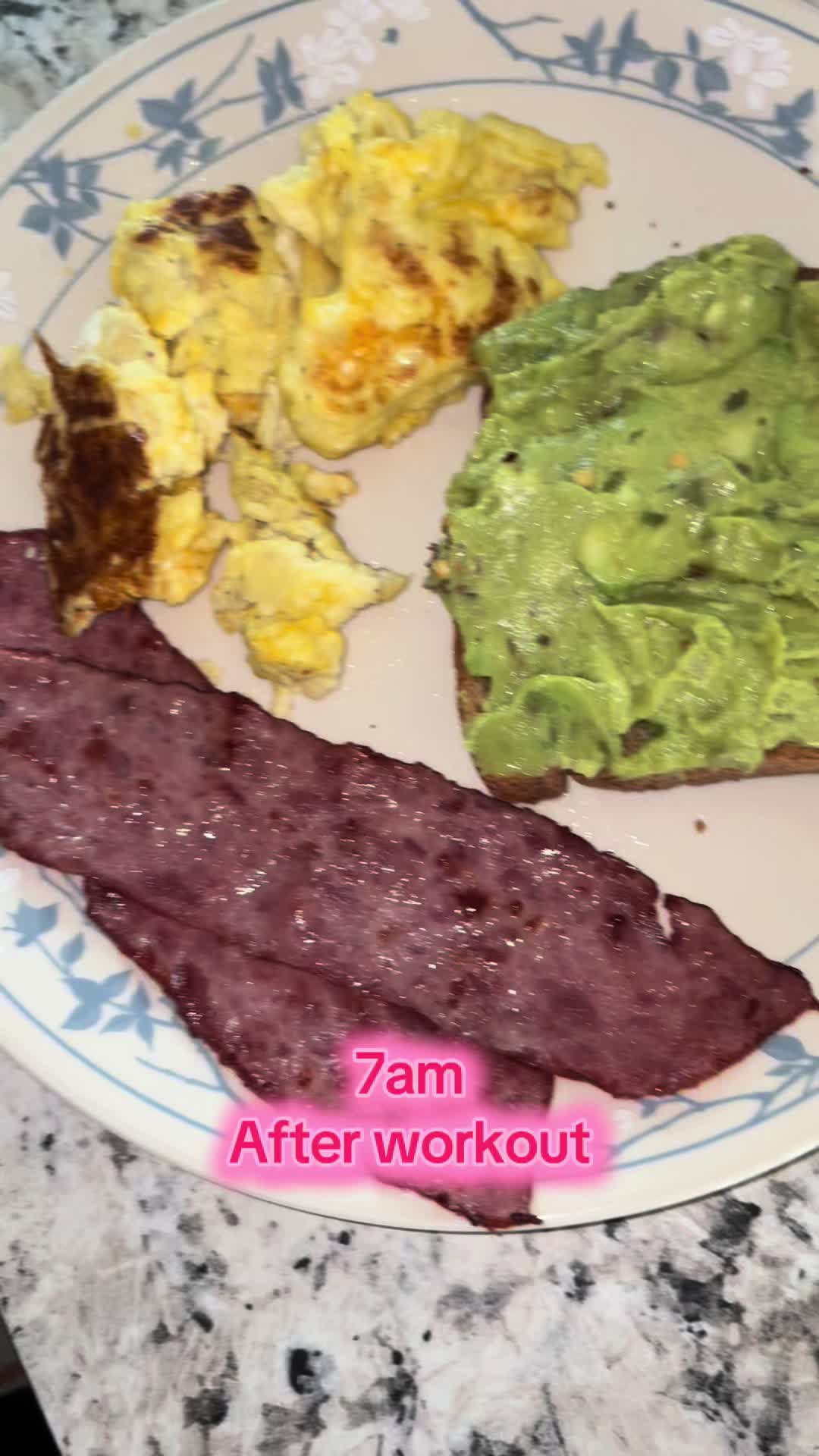 TikTok post by @starjai for Bootylicious Muffins. Caption reads: [...] 🥰🥰it doesn’t have to be boring....
