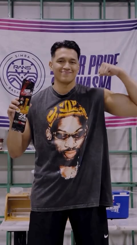 Instagram post by @galankgunawan for L-Men. Caption reads: [...] 🔥💪🏽 Yuk #SahurTinggiProtein bareng L-Men....