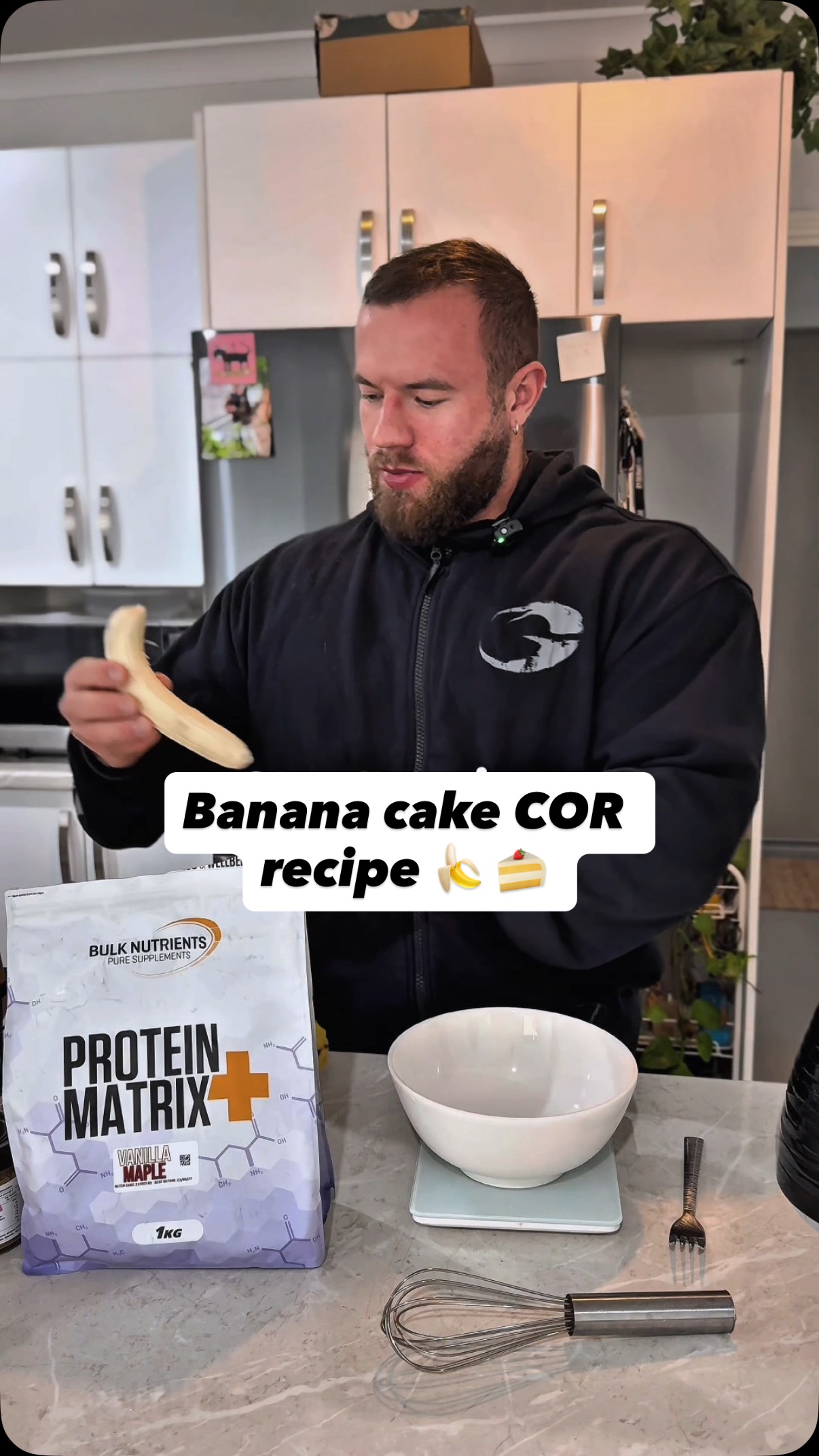 Instagram post by @tomstanley_ifbbpro for Bulk Nutrients. Caption reads: Ingredients (base):
	•	1 banana
	•	Rice flour....