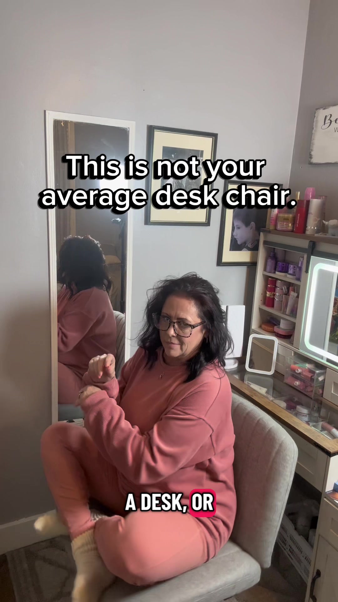 TikTok post by @deewilliamson70 for Sweet Furniture Plus. Caption reads: [...] #TikTokShopCreatorPicks @Sweet Furniture....