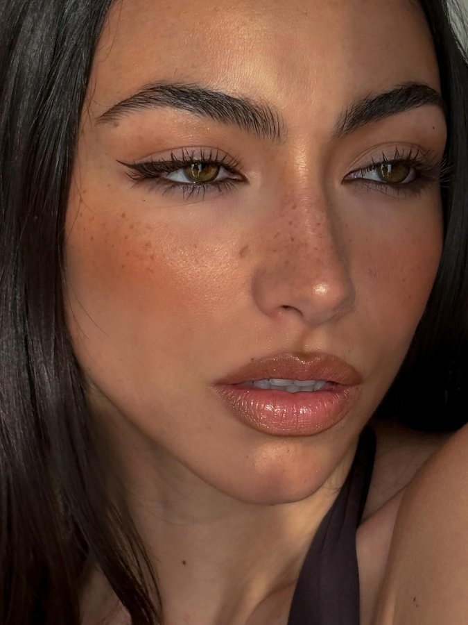 Instagram post by @valentinacabassi for NABLA Cosmetics. Caption reads: Introducing Beyond Bold Mascara ™️ + True....